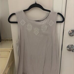 Banana Republic Light Gray Embroidered Diamond Tank Top